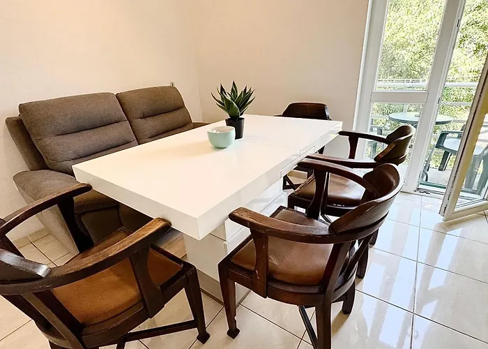 Tortosa Blue Konukevi Split