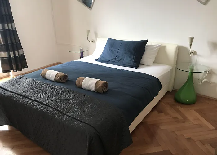 Tortosa Blue Konukevi Split